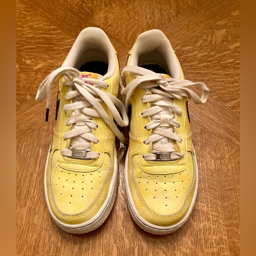 Nike Air Force 1 - Picture 2 of 7